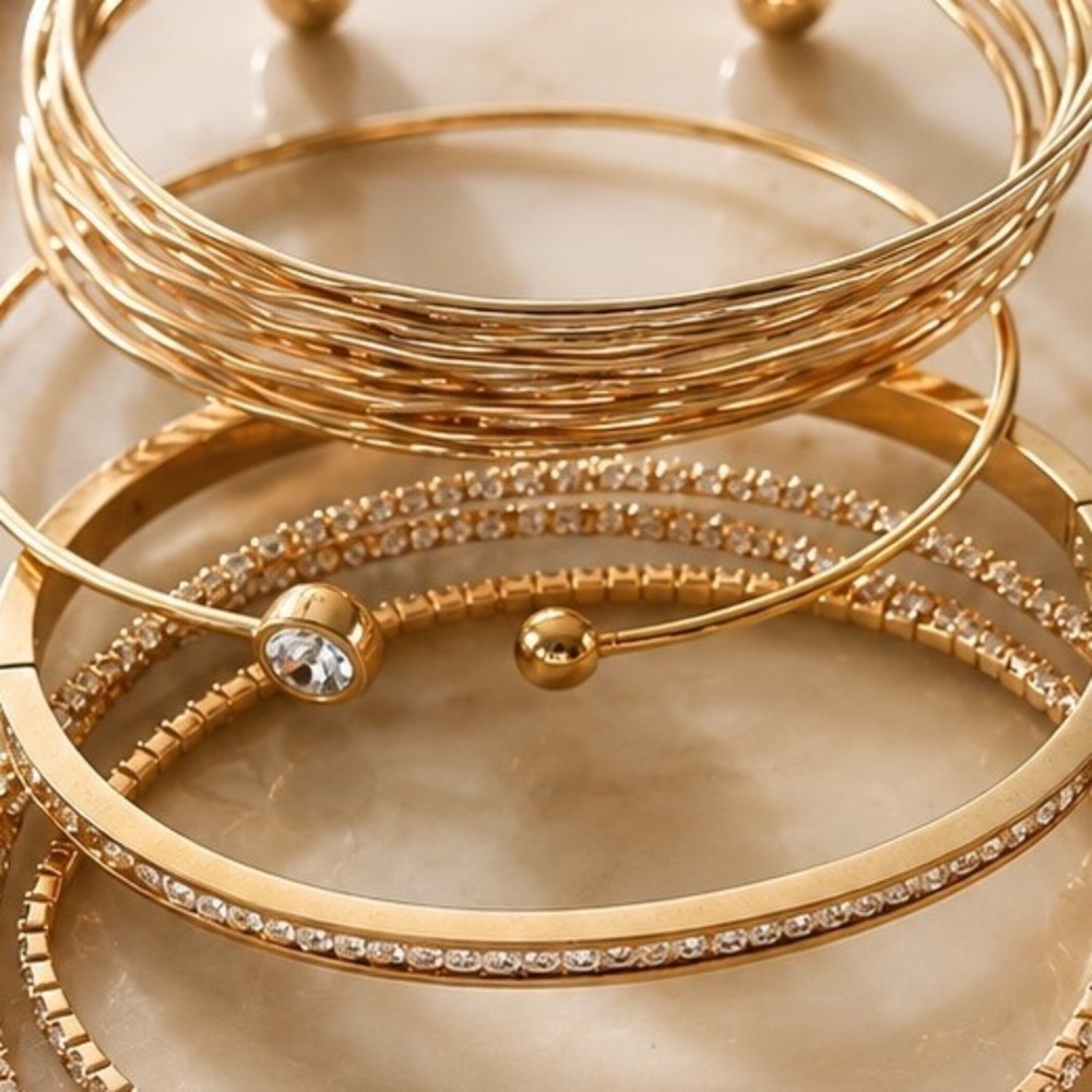 Stackable Bangle Bracelet Set 8 Piece Glam Layered Crystals Gold Tones - Picture 2 of 7